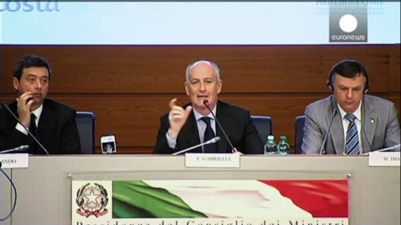 Costa Concordia wreck to be moved in June