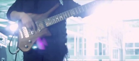 Winner EBBA Awards 2013- Portrait of Amor Electro