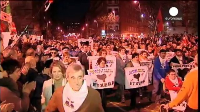 Multitudinaria marcha en Bilbao a favor de los presos de ETA