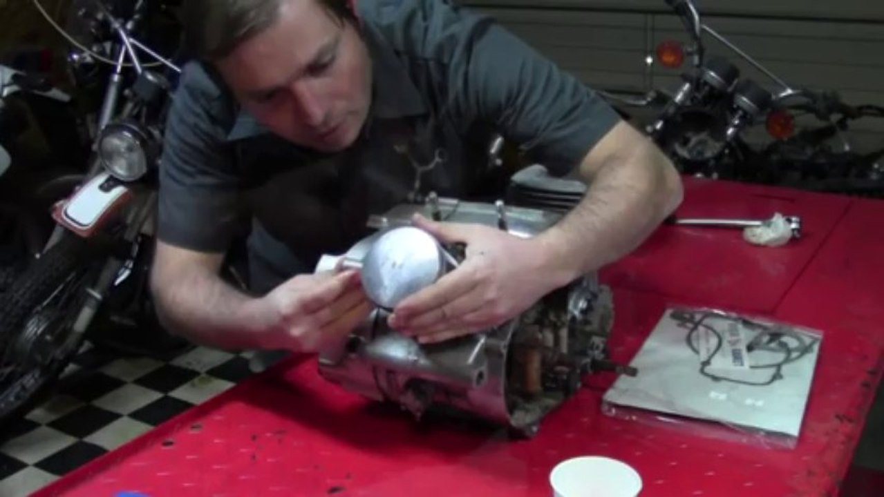 Barn Fresh episode 5 Engine top end installation