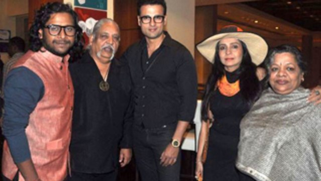 Pratik Sharma's Art Show Inauguration | Dino Morea & Om Puri