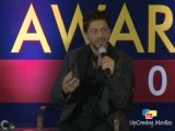 Shahrukh Khan at full Zee CIne Awards 2014
