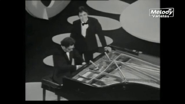 - Sacha show (1969)- 3 chansons- Distel chante : c'est l été ETC ETC