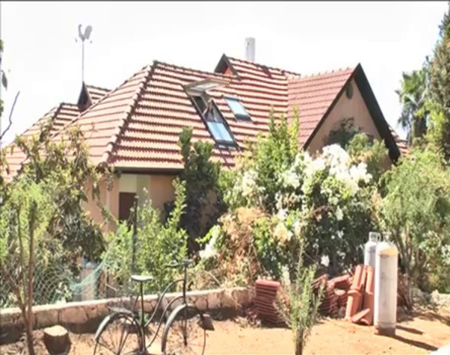 חלונות גג סקיילייט / חלונות לגגות רעפים  - עליית גג