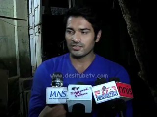 Latest Video  of Aakash in popular hindi serial Utran Press meet .