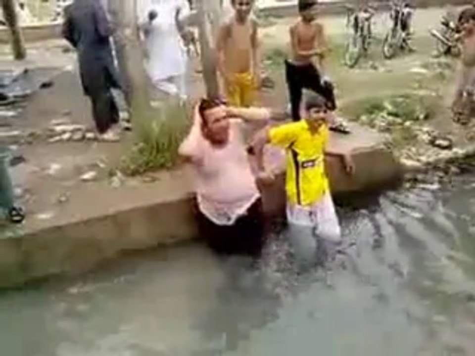 Aitzaz Brave Pakhtun Pakistani ki yadain