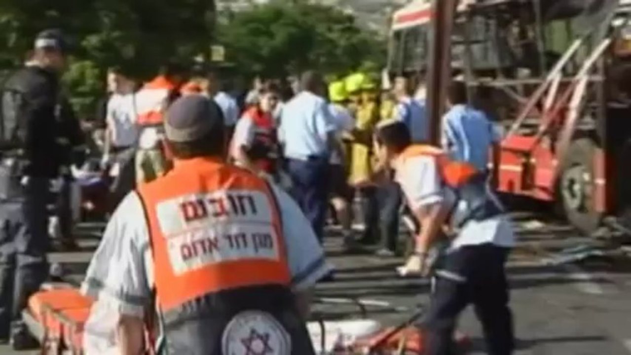 Former Israeli prime minister Ariel Sharon dies