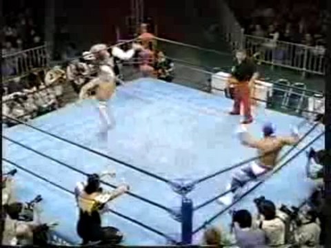 Mil Mascaras & el Hijo del Santo vs. Blue Panther & Arkangel de la Muerte in Japan.