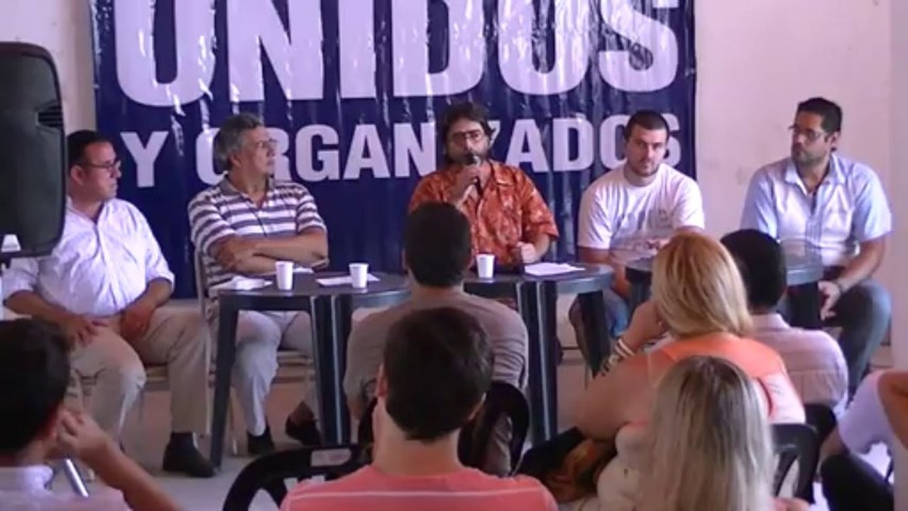 Habla en el lanzamiento de las actividades el Artista Fernando Calzoni