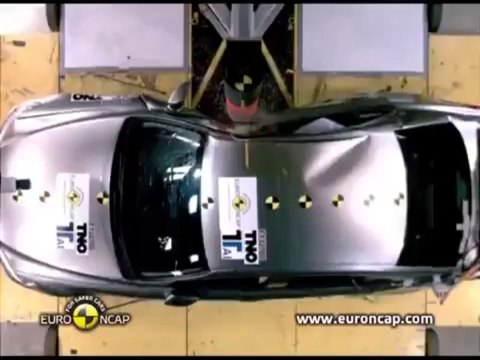 Euro NCAP Lexus IS 300h 2013 Crash test
