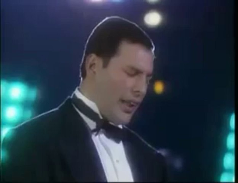 Freddie Mercury and Monserrat Caballe - How Can I Go On Live