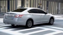 Nissan Altima design is BETTER than Honda Accord in Kalamazoo, MI