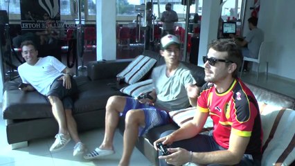 Partido de PES entre Pedro y Vico D'alessandro en Cartelera VCP - 26 de Febrero