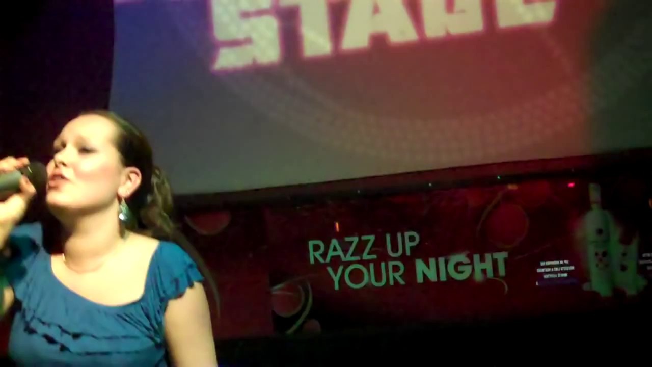 mi.19.05 karaokemeister im matrix #13