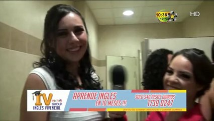 Arelly visita a las chicas en el baño