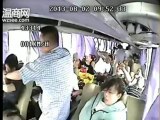Videos Impactantes: Accidente brutal de un autobús de pasajeros japoneses (tepillao.com)