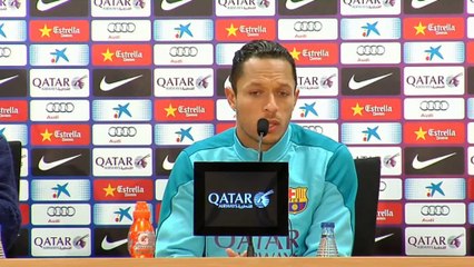 Adriano ve al equipo con muchas ganas