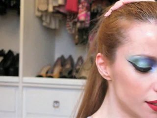 Julia Petit Passo a Passo Azul e Verde Cabelo