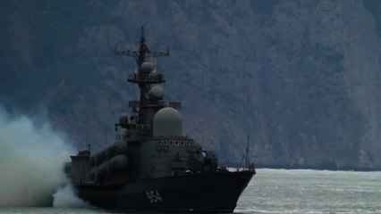 Ukraine prepares for face-off with Russian in Crimea