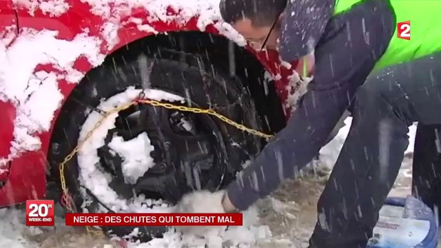 La neige ralentit les vacanciers près des stations de sports d'hiver