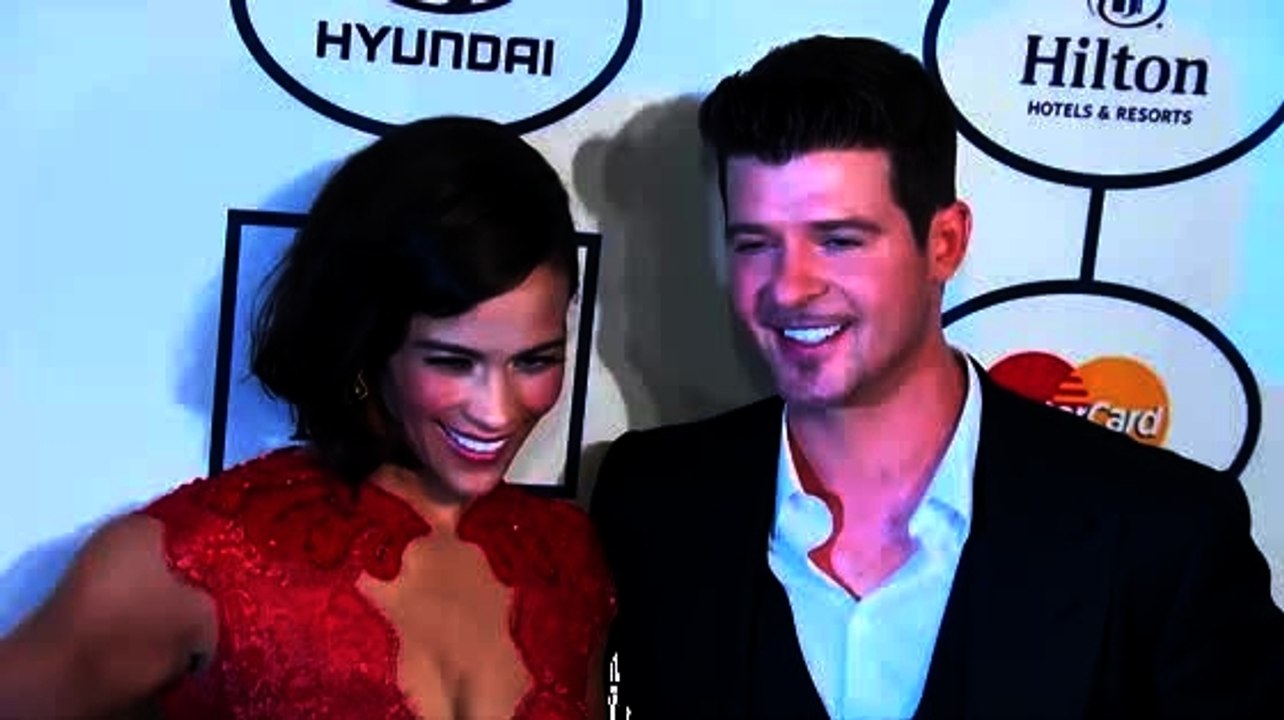 Robin Thicke dit à la foule qu'il veut reconquérir Paula Patton