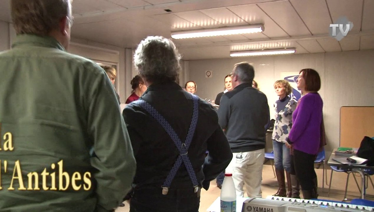 Répétition de la chorale L'Écho de la Gravette d'Antibes