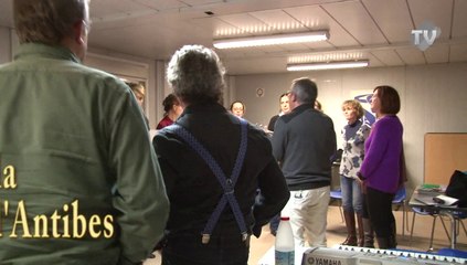 Répétition de la chorale L'Écho de la Gravette d'Antibes