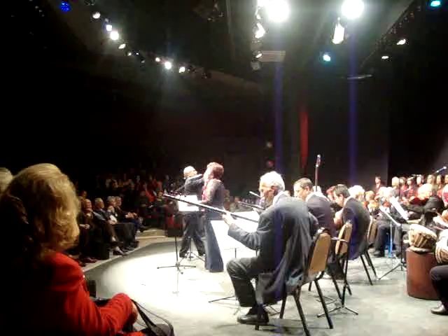 öptüm öptüm yanaklarından