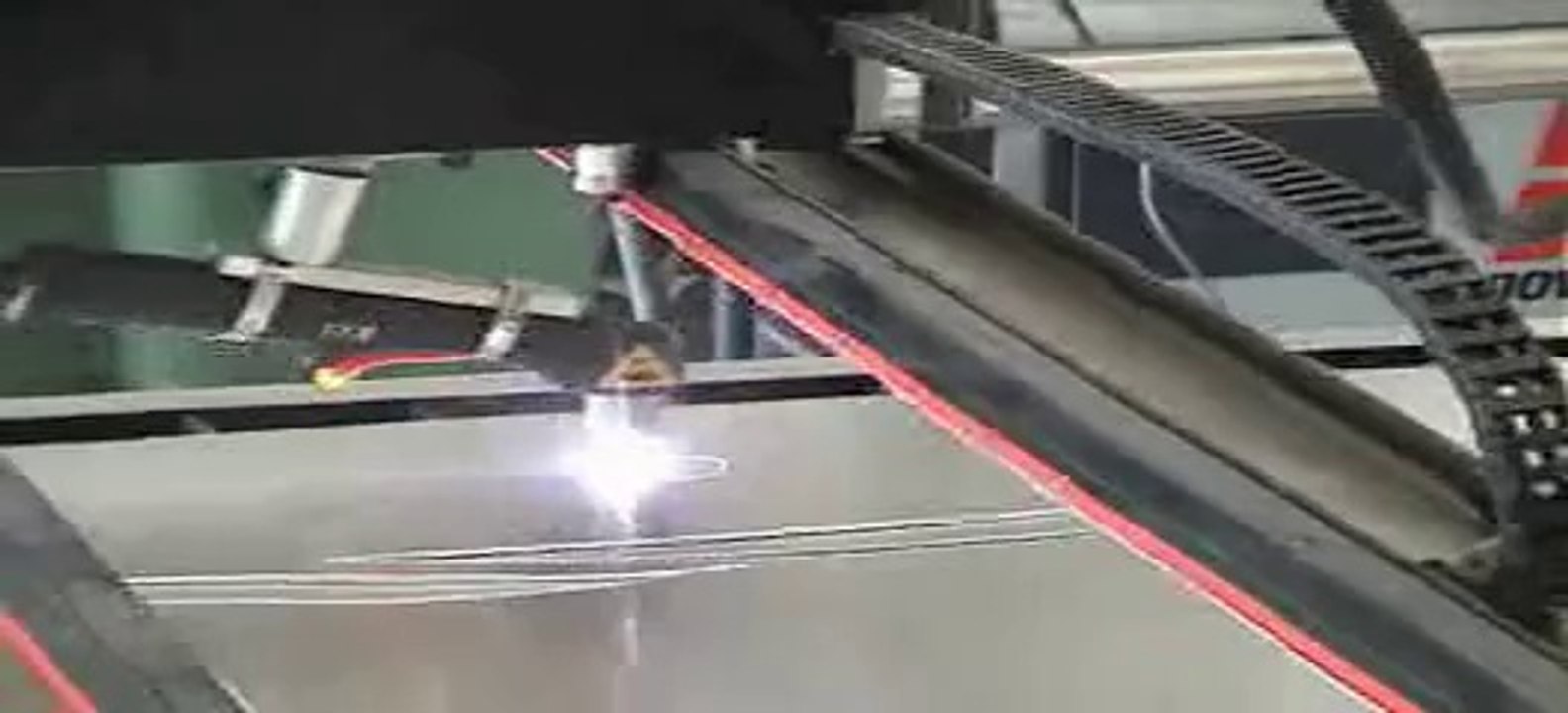 CNC PLASMA CUTTING TABLE Tracker