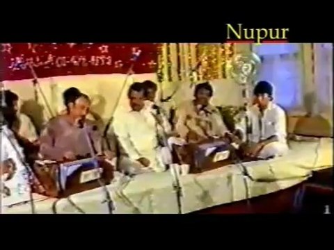 Dard Rukta Nahin Ik Pal Bhi Ishq Ki Yeh Saza Mil Rhi Hai