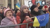 Ucraina, la protesta riprende slancio dopo gli scontri