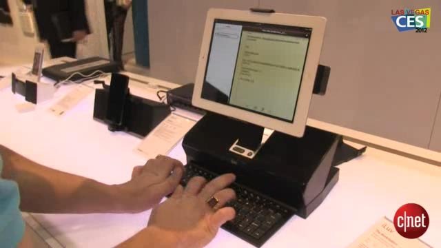 CES 2012 : iLuv WorkStation iMM737 dock iPad avec clavier intégré en vidéo