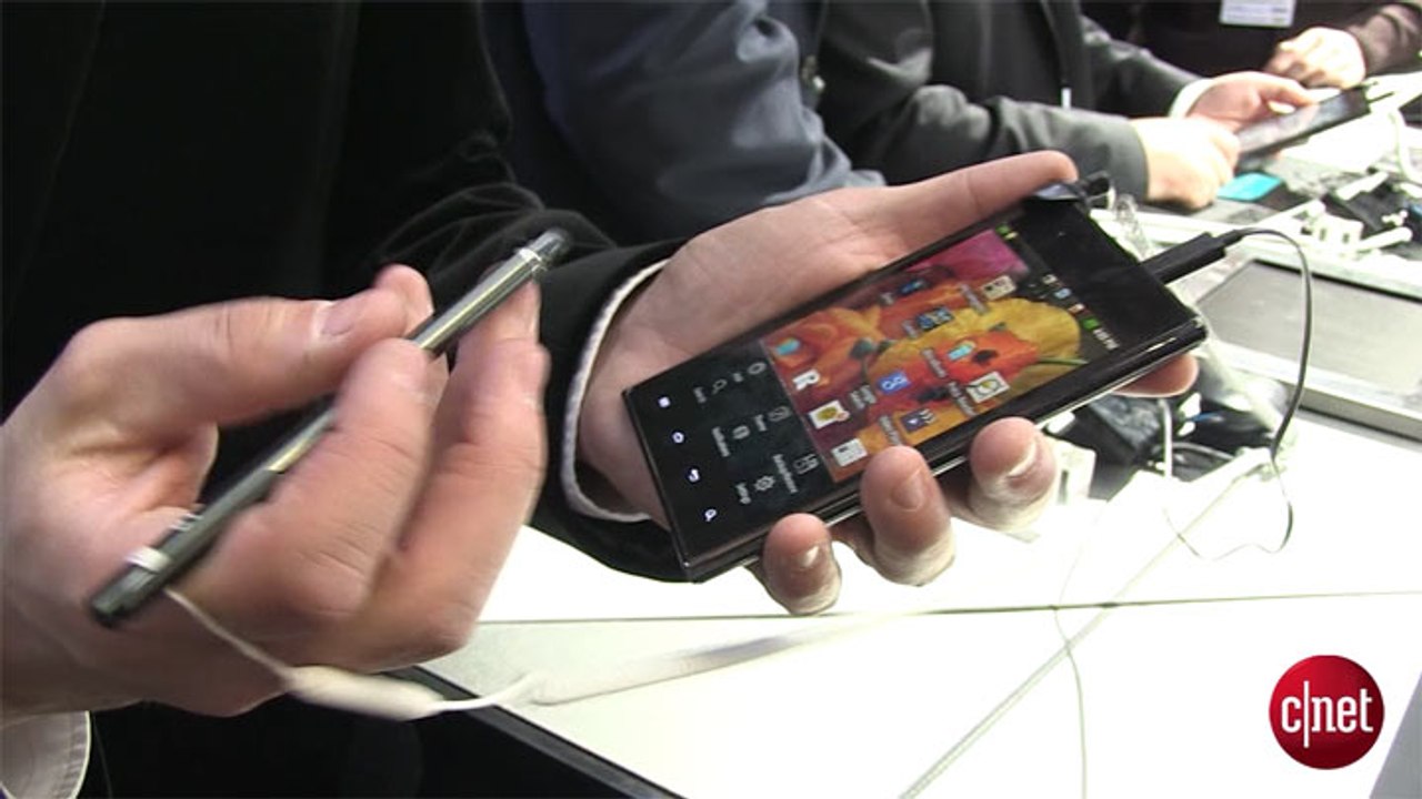 MWC 2012 : prise en main du LG Optimus Vu en vidéo