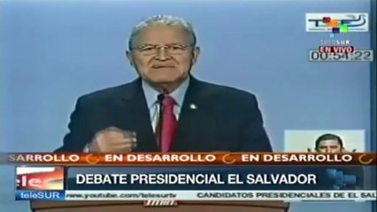El Salvador: Sánchez Cerén promete dar tecnología a estudiantes