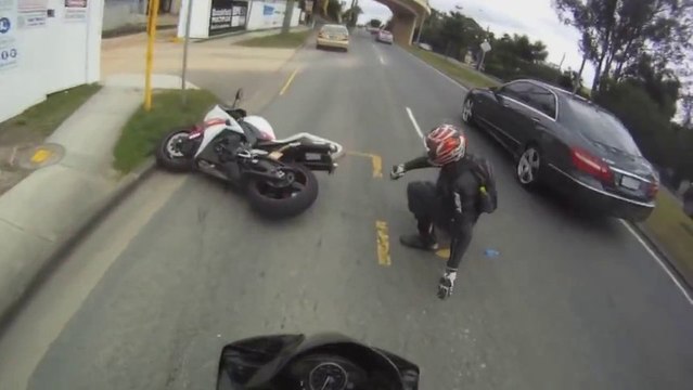 R1 Super Bike Motorcycle CRASH!