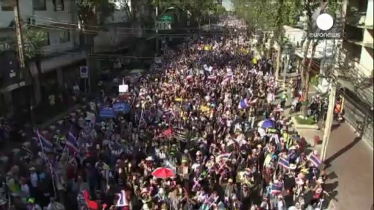 Yingluck Shinawatra, dispuesta a negociar la fecha de las elecciones en Tailandia