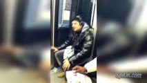Le mec qui vit sa musique dans le métro