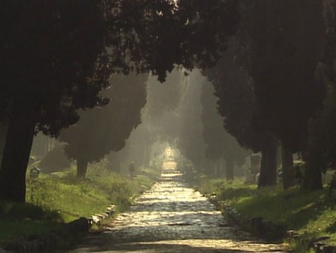 Secrets et réalités des voies romaines 2002 Réalisation : VM-GROUP- Paris Production exécutive : Direction des routes -Culture 2000 de l'Union Européenne sujet routes de l'Empire Romain