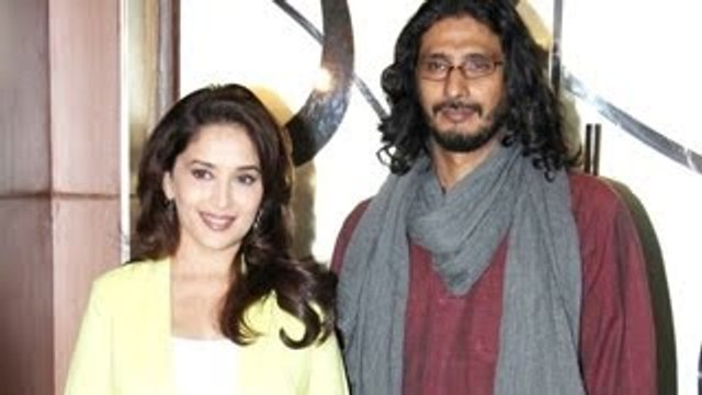Madhuri Dixit Promotes Dedh Ishqiya @ PVR Cinema !