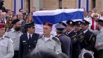 Sharon's procession includes stop at famed Israeli military site