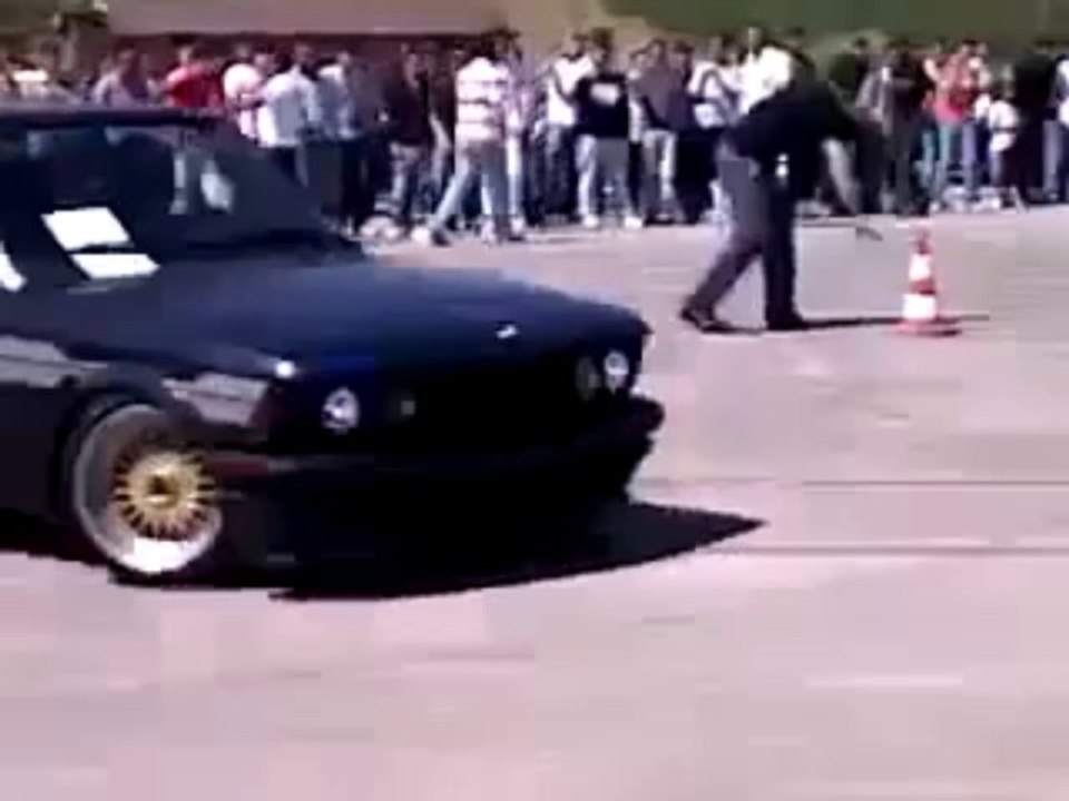 Bmw E21 Çıldırdı