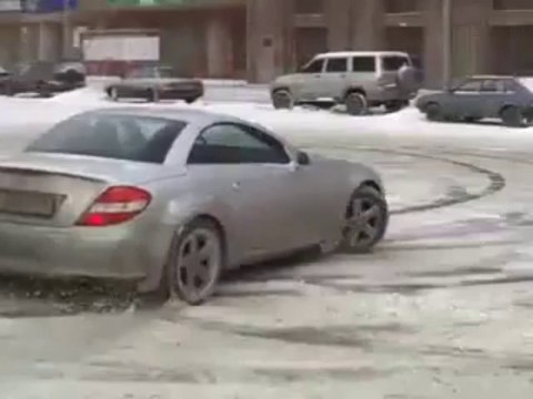 Mercedes Benz SLK 200 Drift