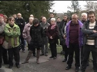 Une minute de silence observée en mémoire du veilleur de nuit tué à Isles - 13/01