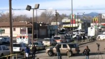 Police shoot hostage-taker outside Denver convenience store