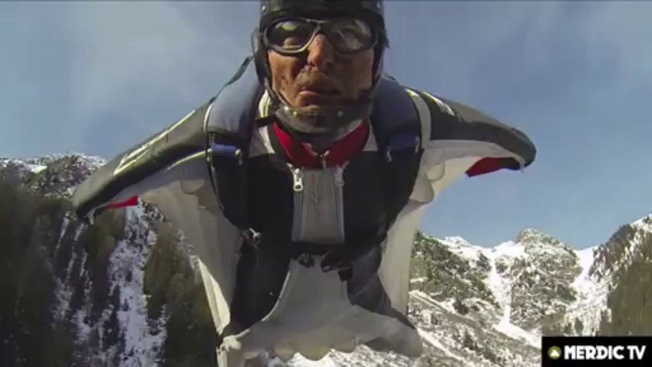Wingsuit blasting the butt crack