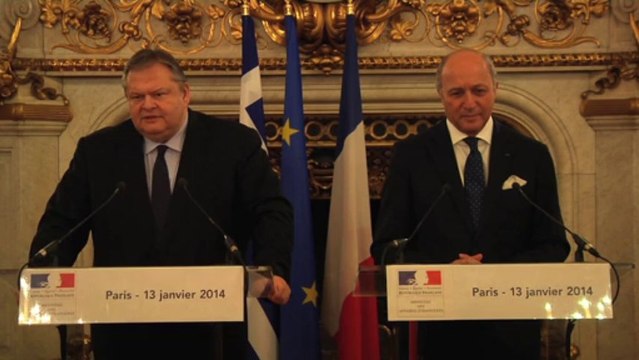 Conférence de presse de M. Fabius et M. Venizelos (ministre grec des affaires étrangères)