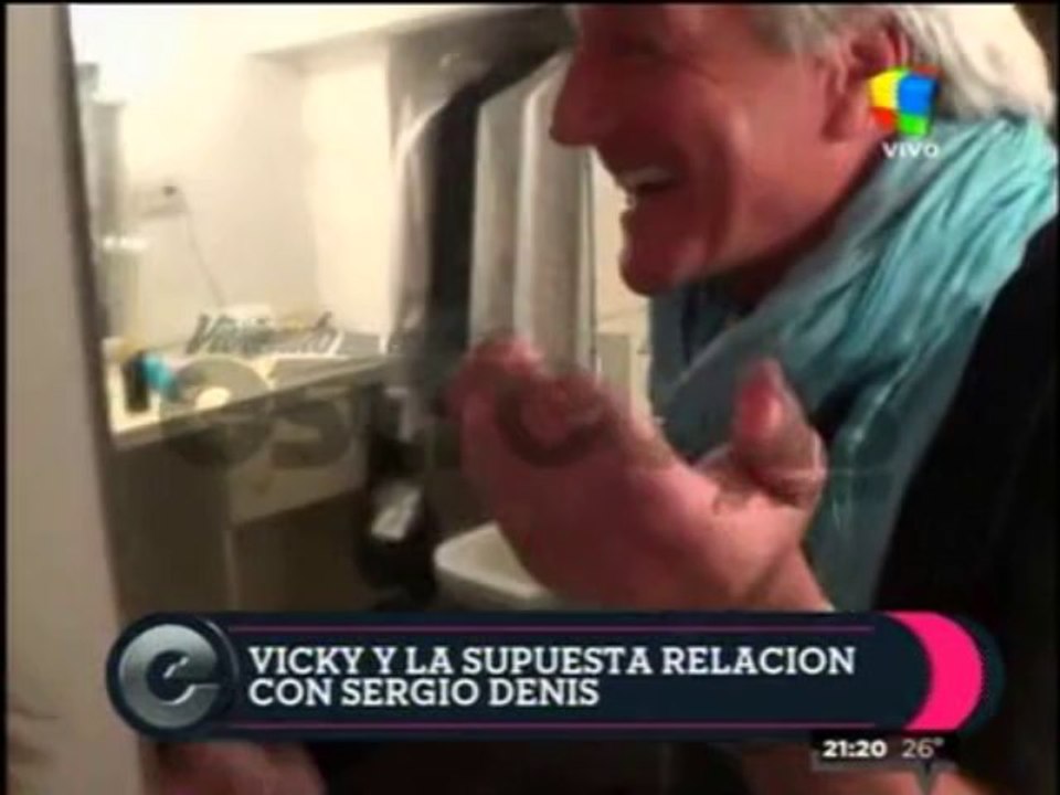 Los mensajes de amor entre Segio Denis y  Vicky Xipolitakis