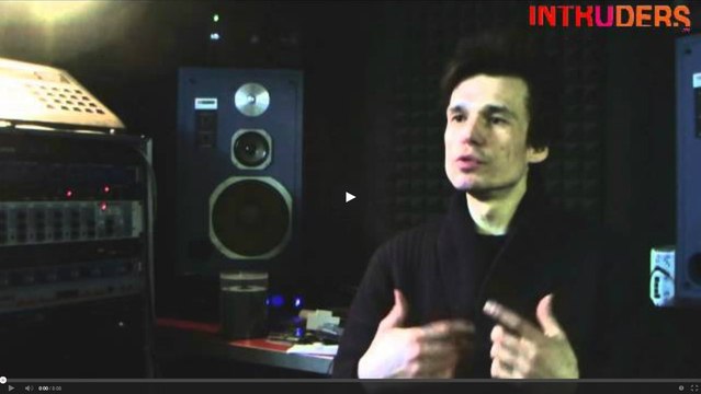 Sylvain Jacques sur la musique au rythme des acteurs au théâtre