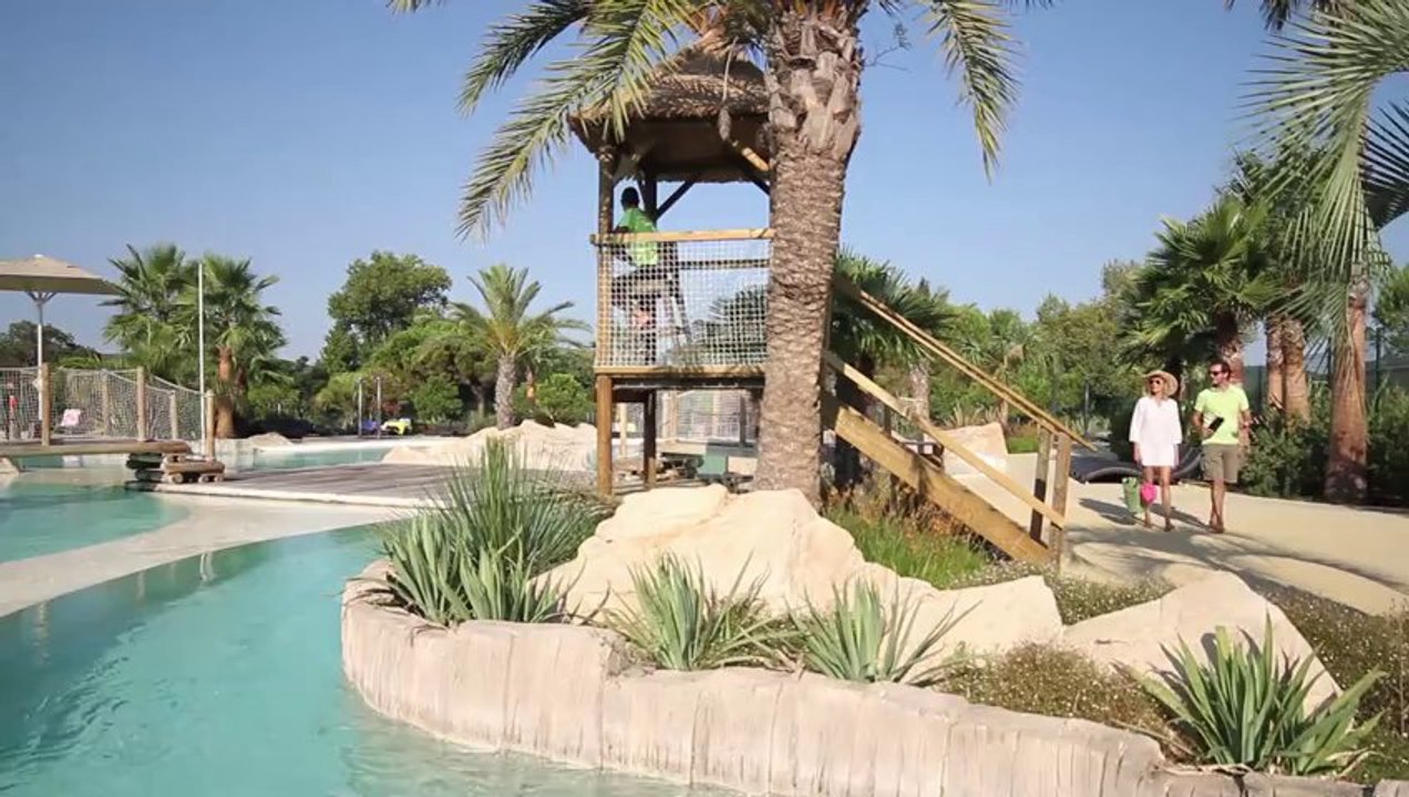 Espace Aquatique du camping Yelloh! Village Les Tournels à Ramatuelle - Saint-Tropez - Var - Camping Côte d'Azur