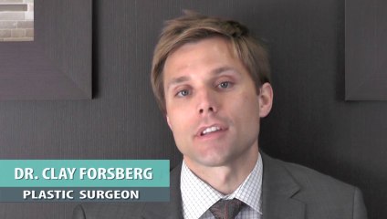 What advise can you give on choosing breast implant size?